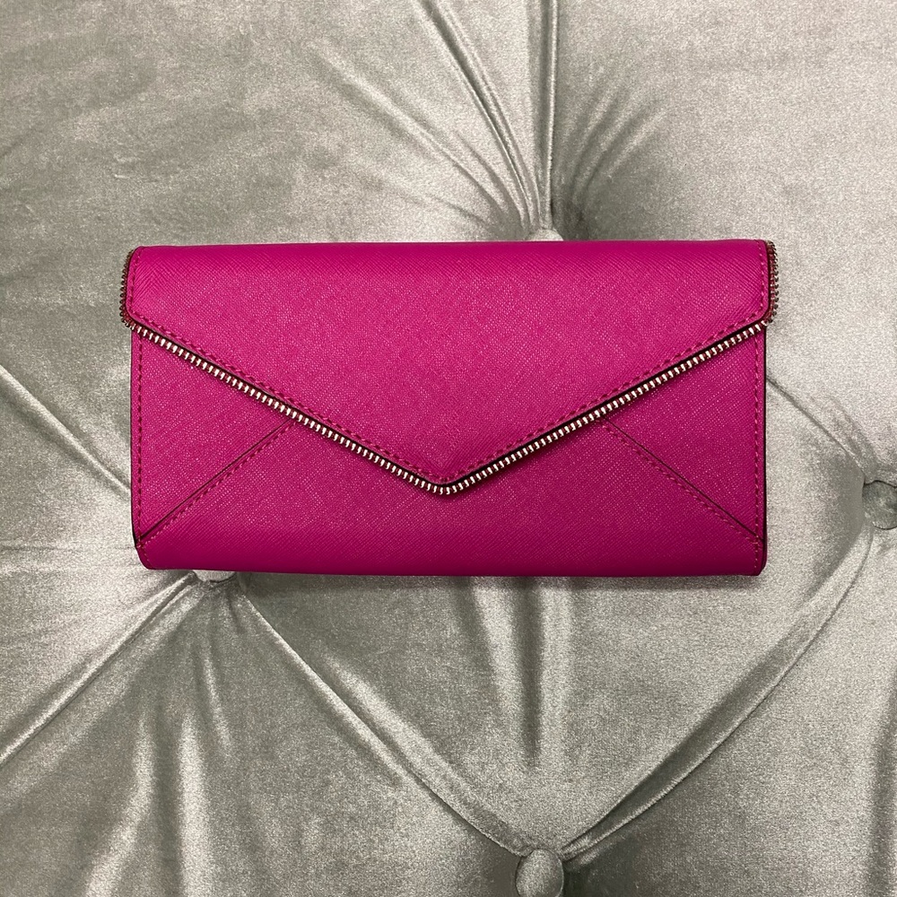 Pink Wallet! Perfect for summer!